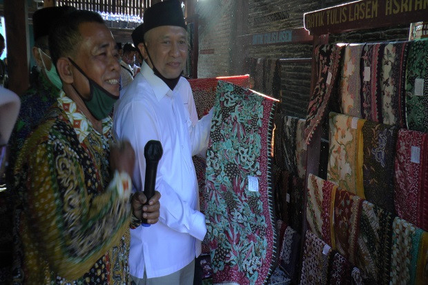 Pandemi COVID-19 Jadi...