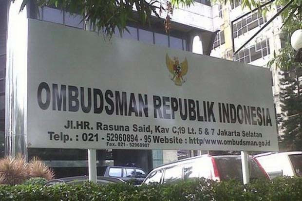 Rangkap Jabatan Komisaris...