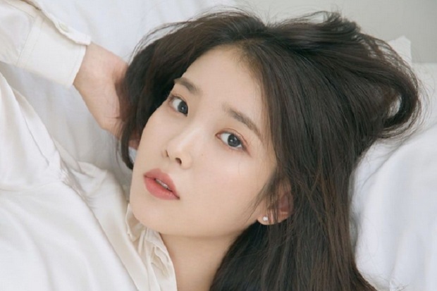8 Lagu IU yang Mewakili...