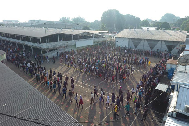 Begini Suasana Antrean...