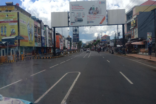 Pemkot Manado Bantu...