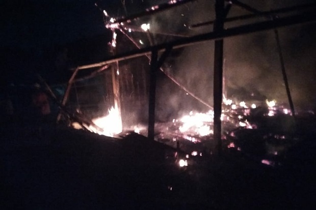 Kebakaran Hebat di Rembang,...