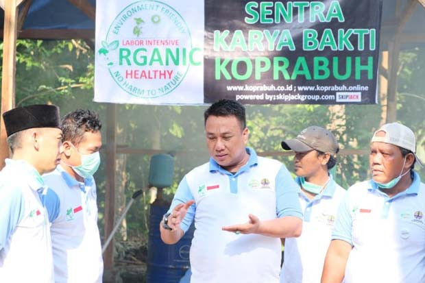 Di Tengah Pandemi, Disinfektan...