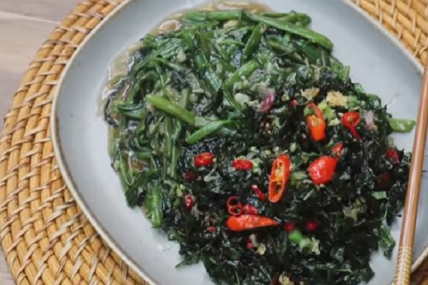 Kangkung Dua Rasa dengan...