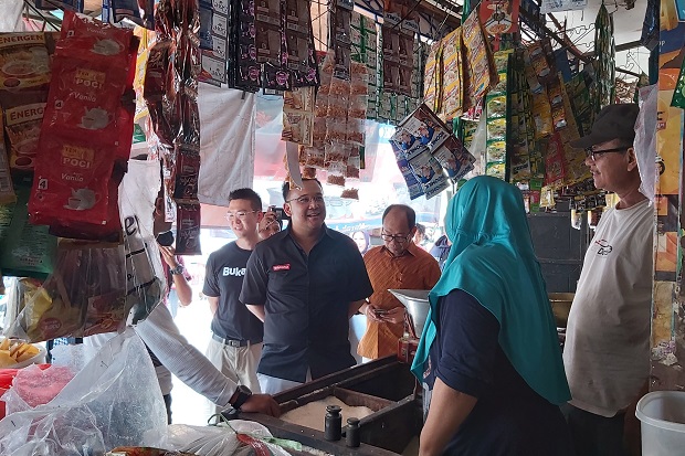 Digitalisasi Warung,...