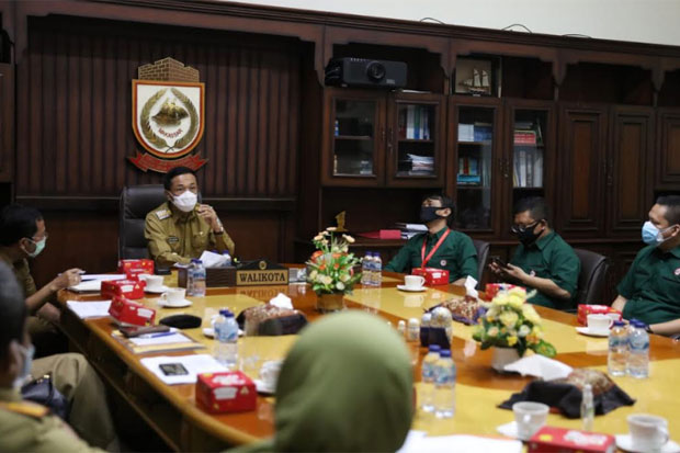 Temui Pj Wali Kota,...