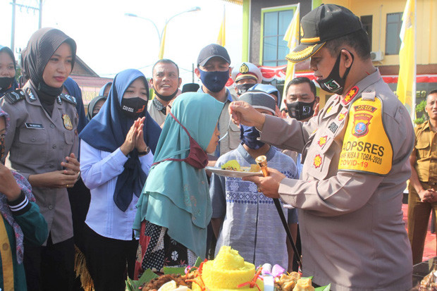 Puluhan Anak Yatim Geruduk...