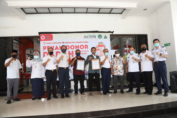 Bantu Stok Darah PMI,...