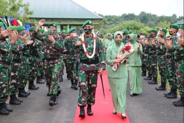 Melihat Tradisi Penyambutan...