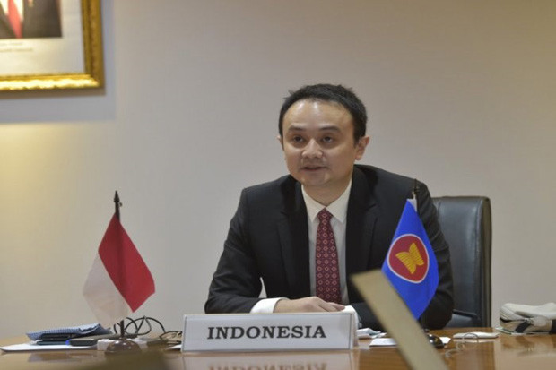 Bersamaan dengan IA-CEPA...