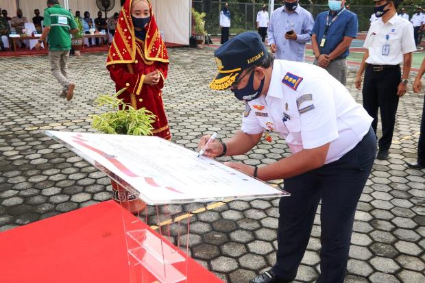 Otoritas Bandar Udara...