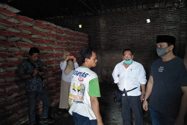 Dewan-Pemkot Serang...