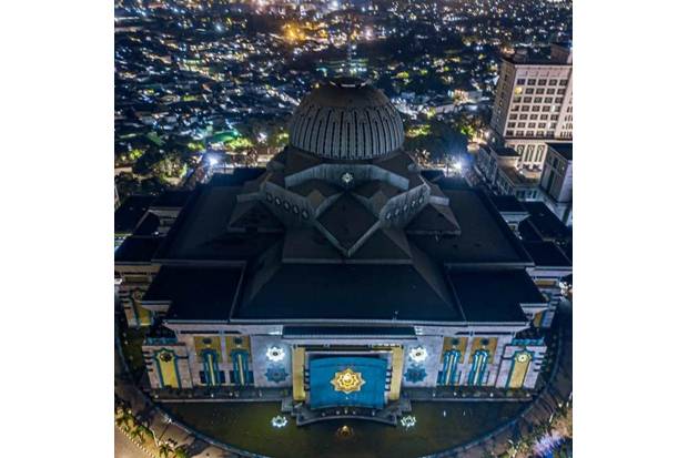 Ketua Jakarta Islamic...
