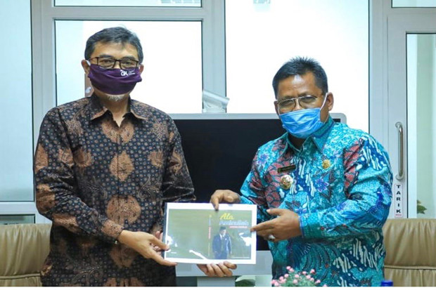 Kepala OJK Aceh Dukung...
