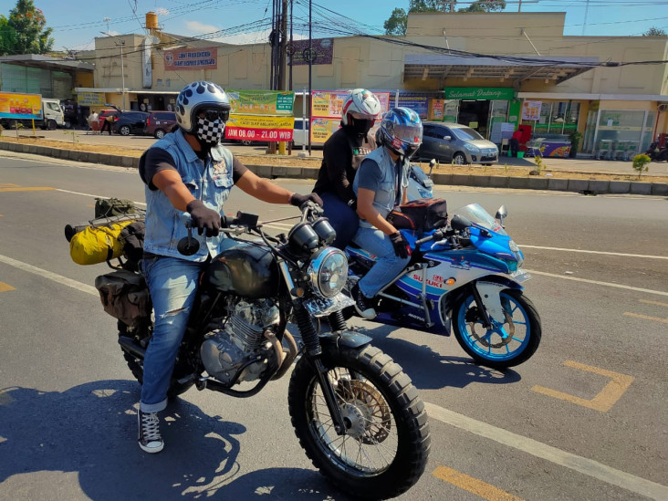Rindu Touring, Penggila...