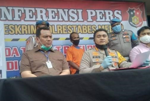 Pria Uzur Pembunuh Kekasih...
