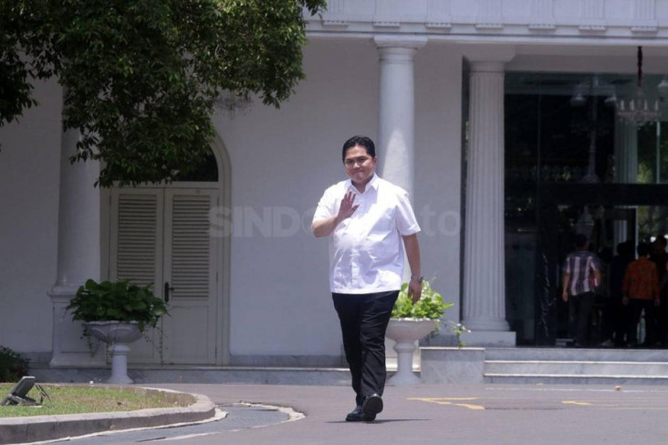 Direshuffle Jokowi,...