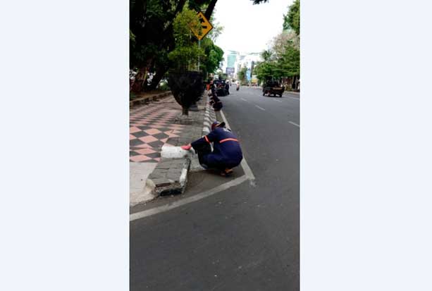 Dinas PU Makassar Rutin...
