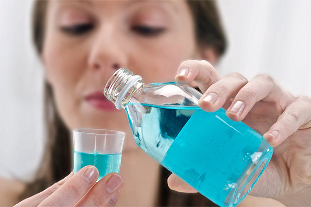 Gargle dengan Antiseptik...