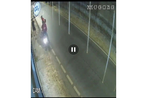 Viral, Aksi Begal Bersenjata...