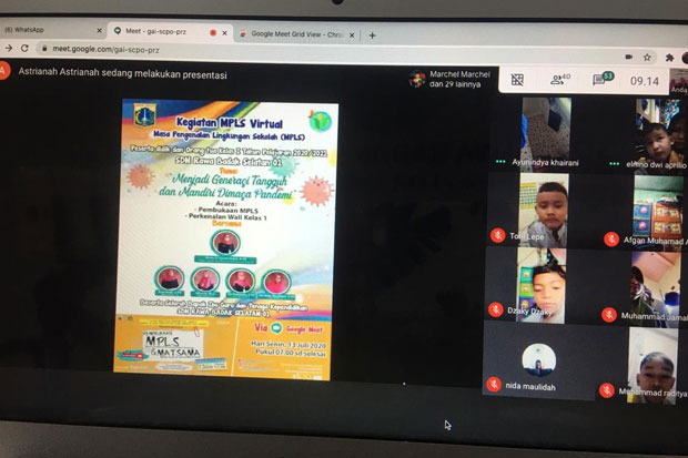 Ajaran Baru di Tengah...