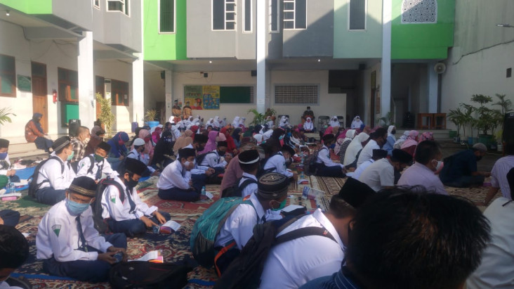 Hari Pertama PJJ, SMP...