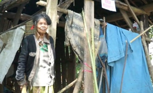 Nenek di Blitar Hidup...