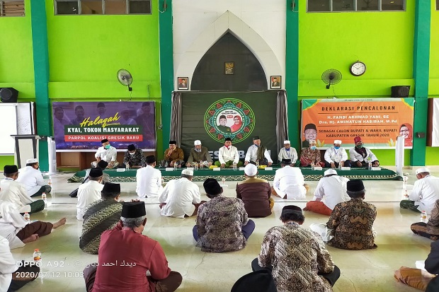 200 Kiai Gresik Hadiri...