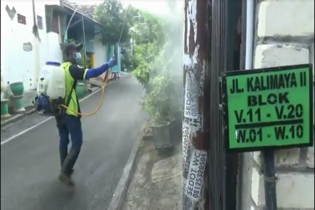 COVID-19 di Tuban Mengganas,...