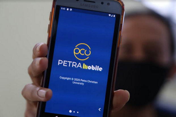 UK Petra Luncurkan PetraMobile...