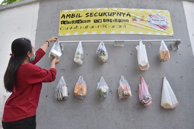 Aksi Curang Warga Sikat...