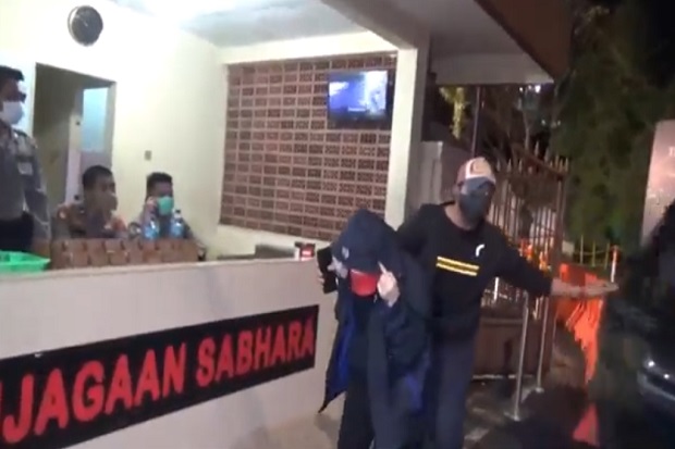 Artis HH dan Teman Pria...