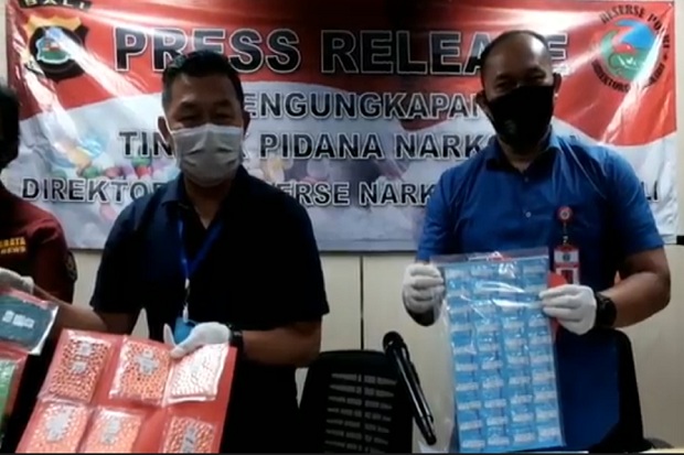Ribuan Pil Ekstasi Mirip...