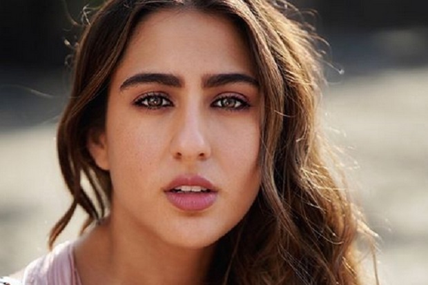 Artis Bollywood Mulai...