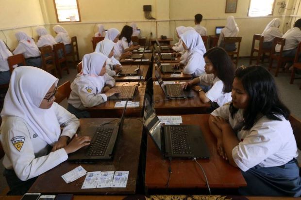 Bukannya Siap Kerja,...