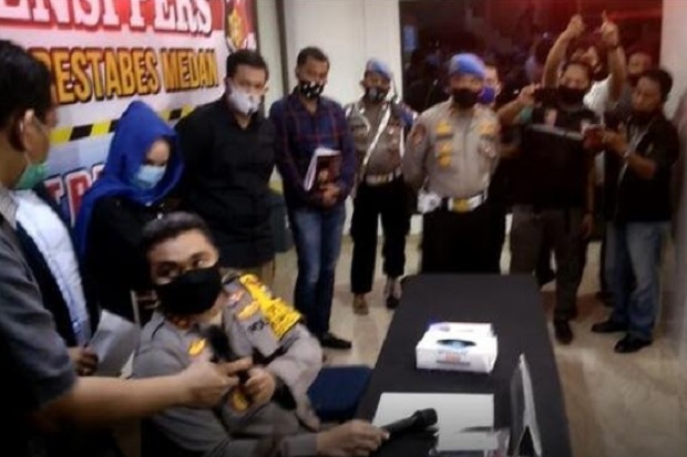 Kasus Artis HH, Polisi...