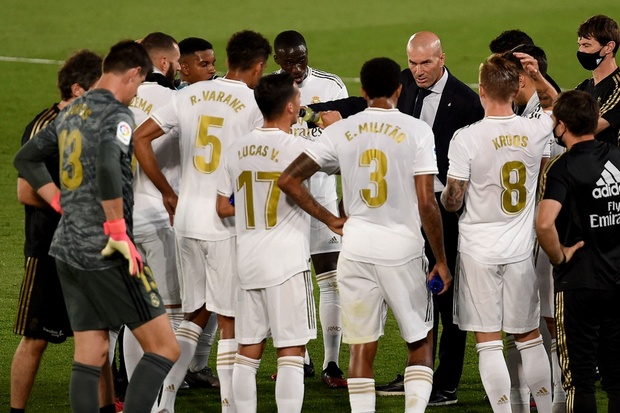 Real Madrid Diambang...