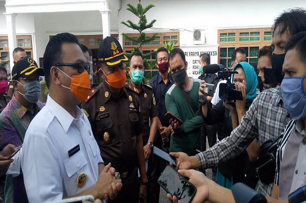 Satu PNS Empat Lawang...