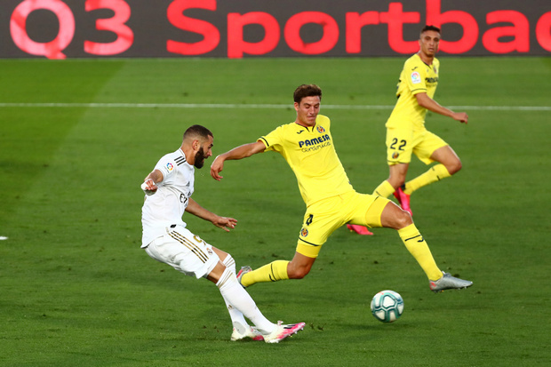Gol Cantik Benzema di...