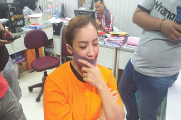 Youtuber Cantik Aduhai...