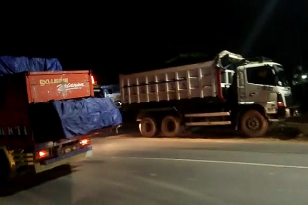Penutupan Tak Mempan,...