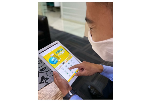 Di Surabaya, Mandiri...