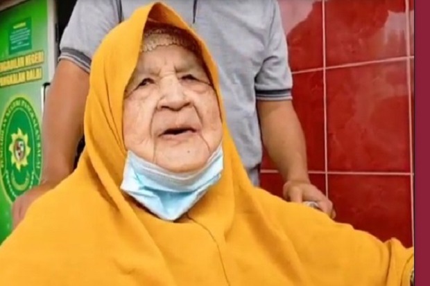 Sakit dan Tak Diurus,...