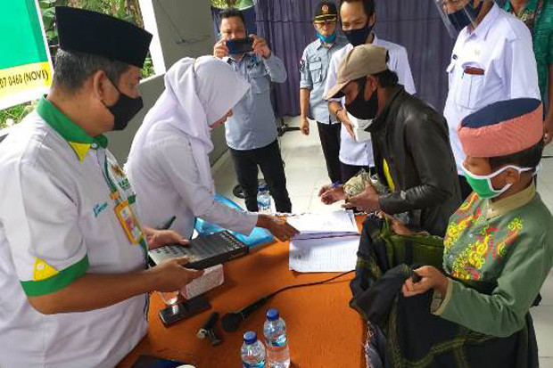 Baznas Muba Gelar Khitanan...