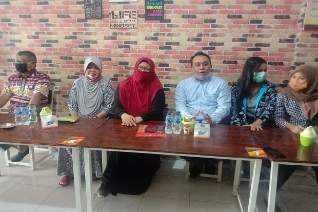 3 Anak Tega Gugat Ibu...