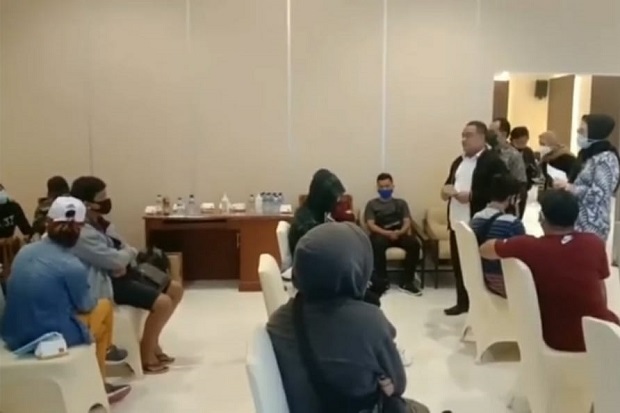 BP2MI Gerebek Penampungan...