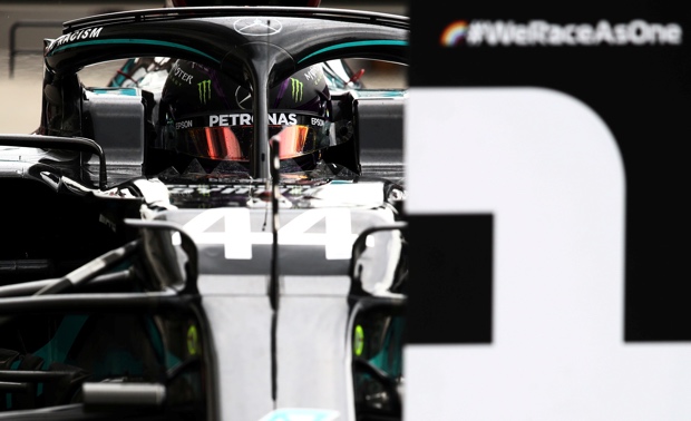 Lewis Hamilton Juara...
