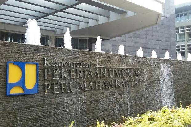 Menteri Basuki Kerja...