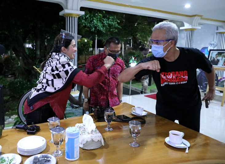 Malam-malam Anang dan...