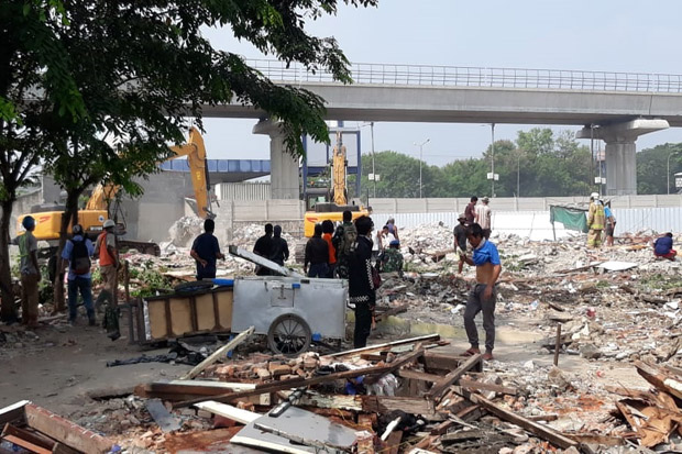 PN Jakarta Timur Bongkar...